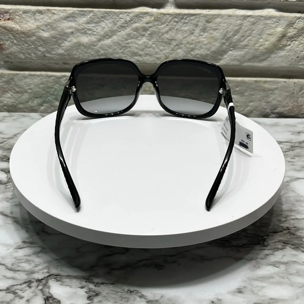 SOLD! SALVATORE FERRAGOMO BLACK SUNGLASSES NWT - Picture 10 of 16